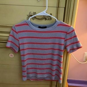 Forever 21🦋 Pink and Gray striped crop top🌸🛍